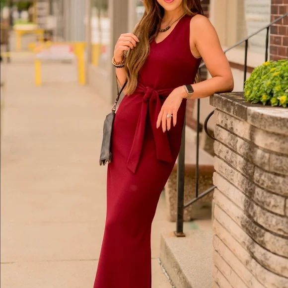 Dresses | Beautiful Garnet Maxi Dress Perfect For Any Occasion Size Large  Bnwt Pfsfh | Poshmark